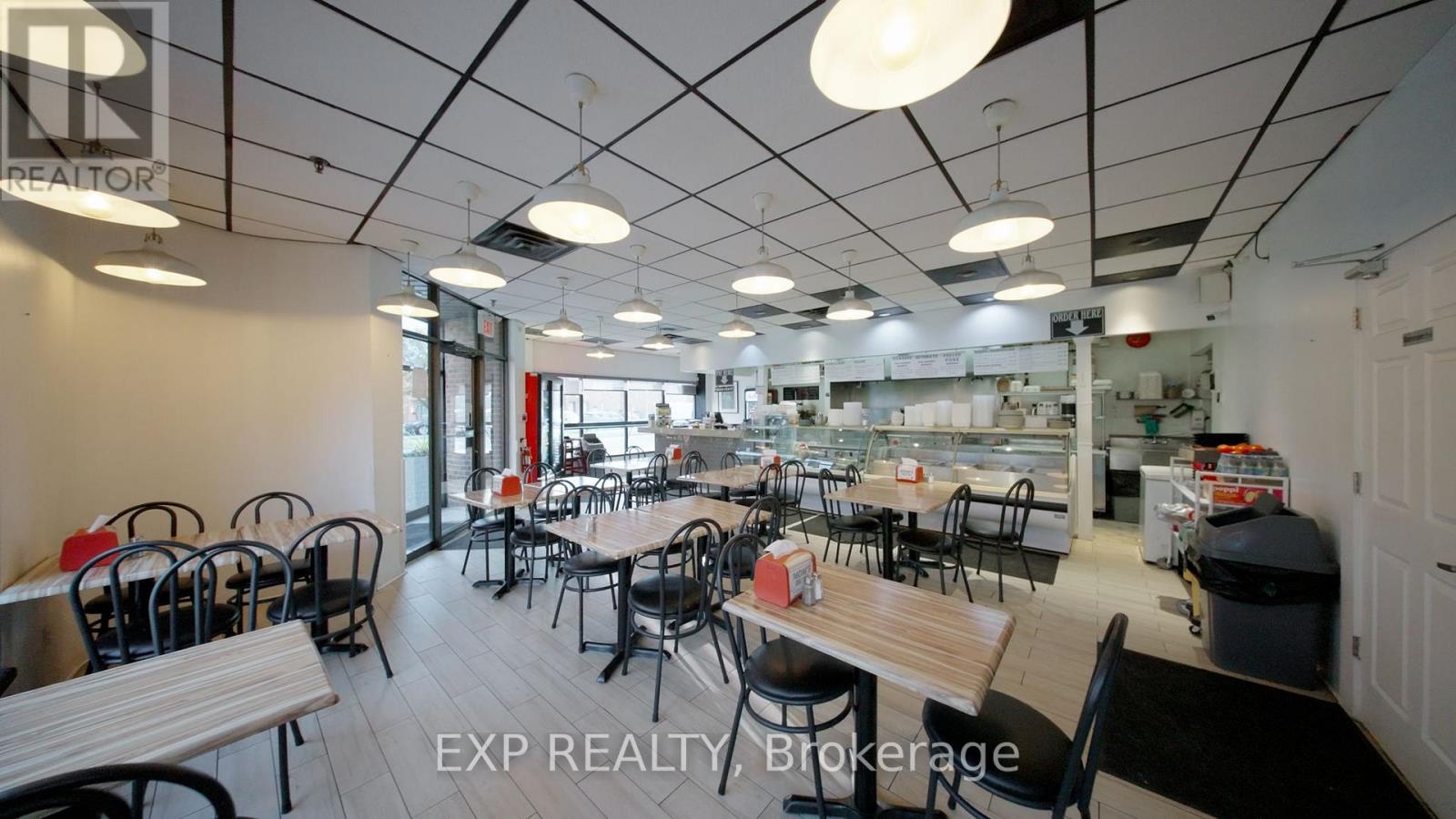 4 - 146 Citation Drive, Vaughan, Ontario L4K 2S8 - Photo 3 - N12549918