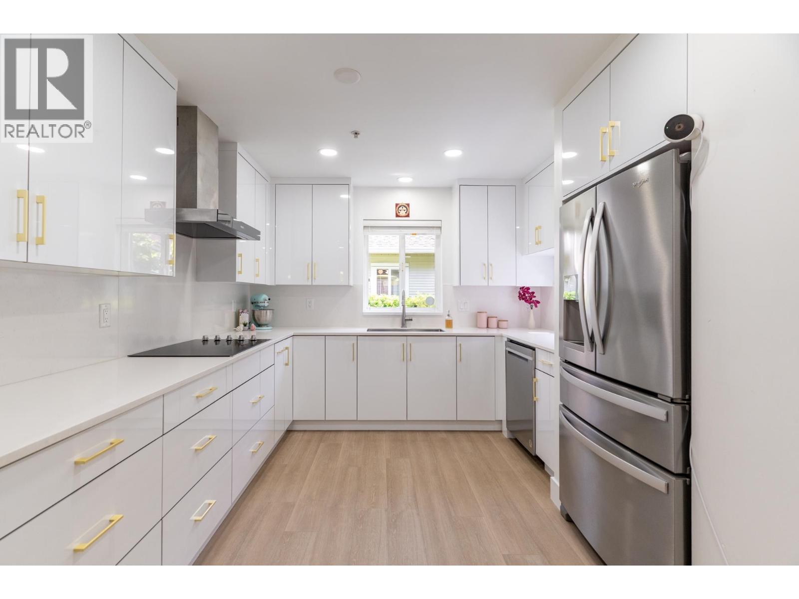 2 1233 W 16th Street, North Vancouver, British Columbia  V7P 1R5 - Photo 15 - R3058195