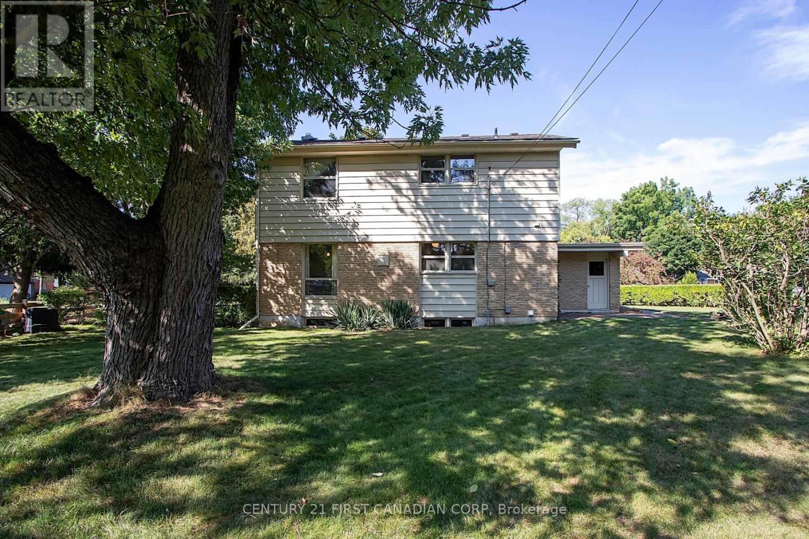 42 Naomee Crescent, London North, Ontario  N6H 3T4 - Photo 22 - X12549928