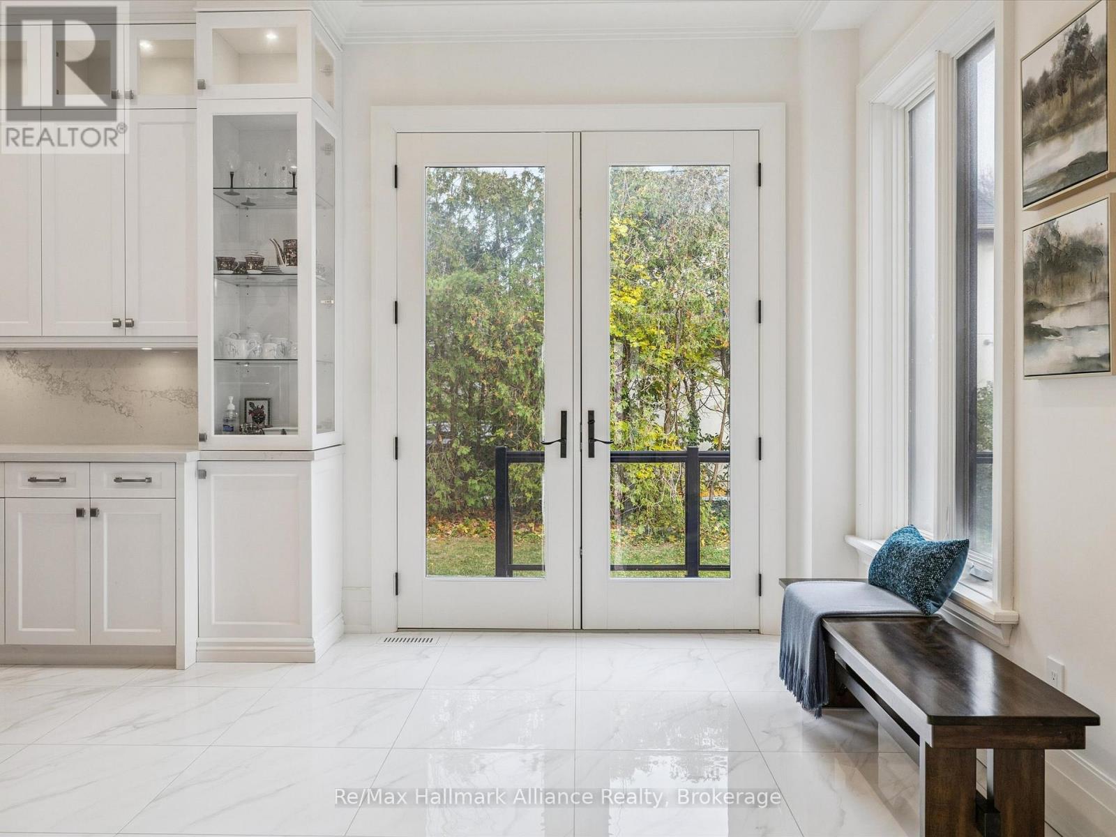 2032 Deramore Drive, Oakville, Ontario L6J 2P5 - Photo 10 - W12549952