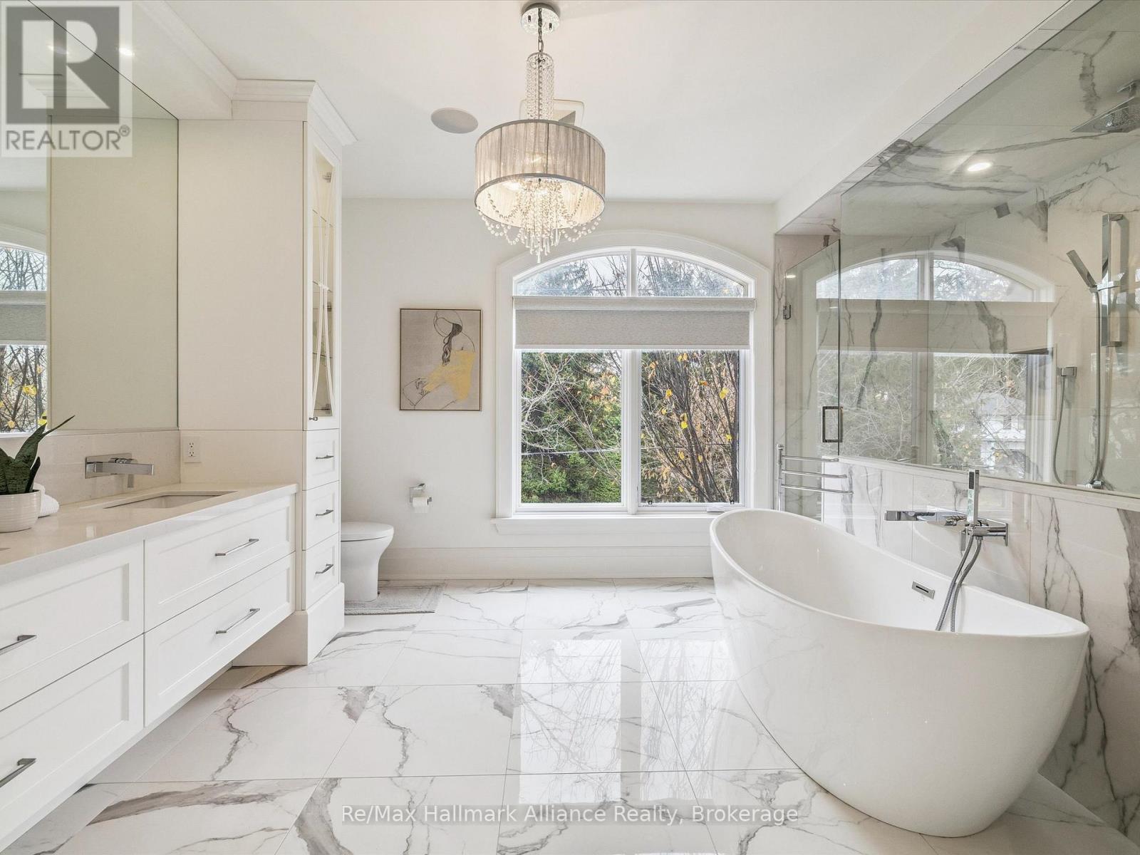 2032 Deramore Drive, Oakville, Ontario L6J 2P5 - Photo 24 - W12549952