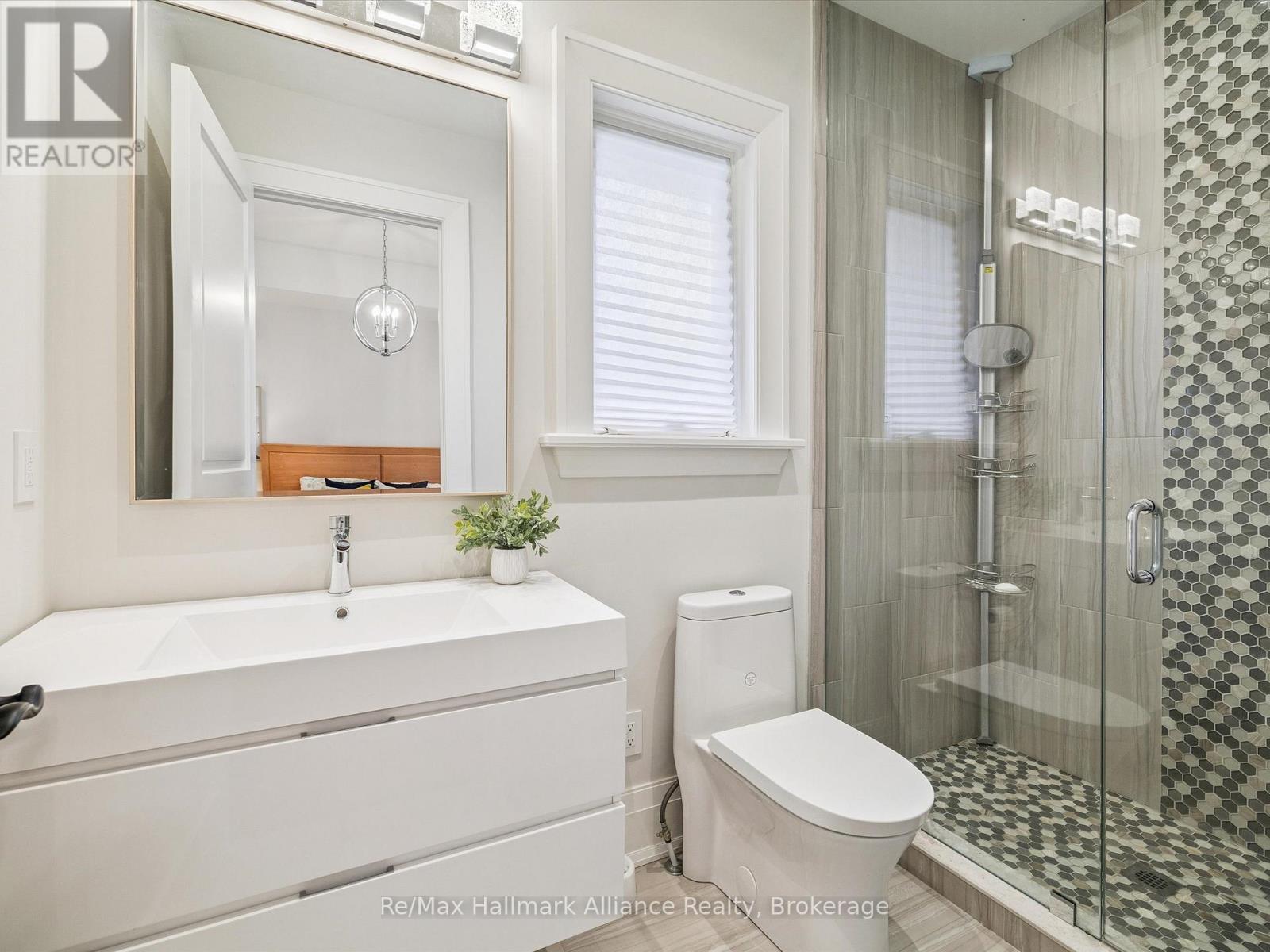 2032 Deramore Drive, Oakville, Ontario L6J 2P5 - Photo 31 - W12549952