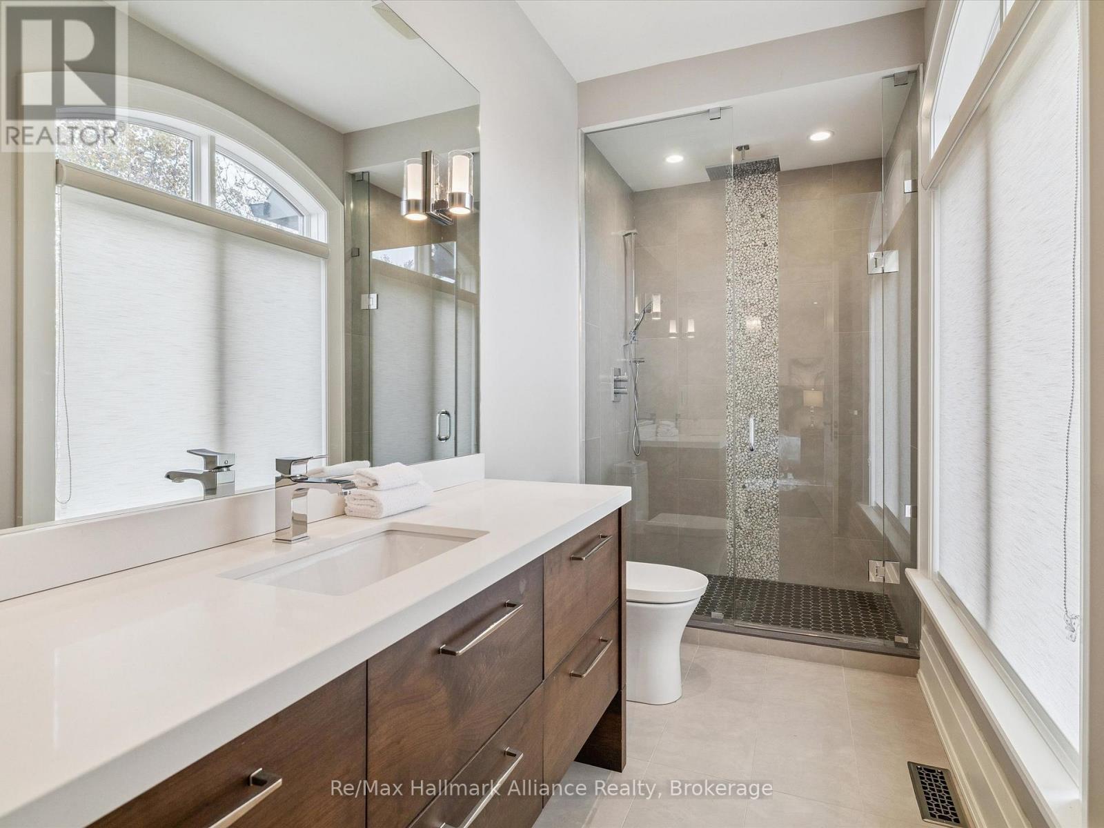 2032 Deramore Drive, Oakville, Ontario L6J 2P5 - Photo 33 - W12549952