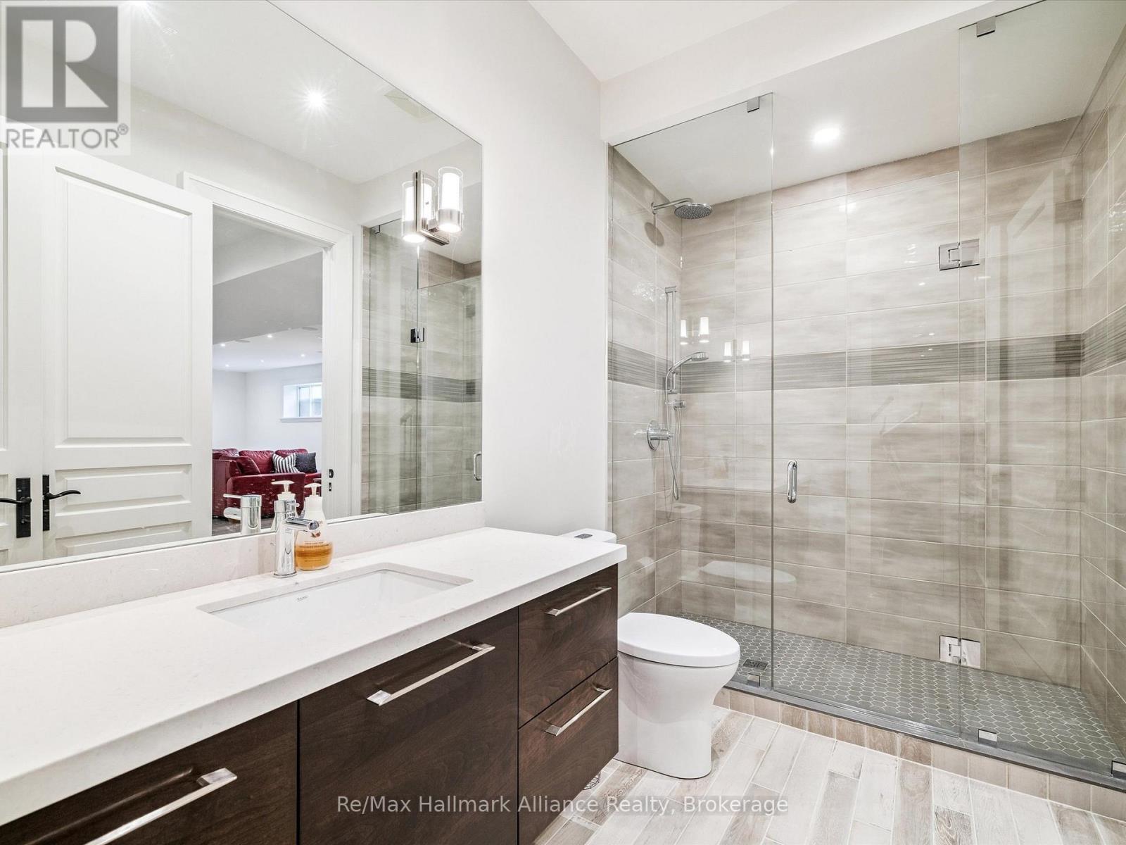 2032 Deramore Drive, Oakville, Ontario L6J 2P5 - Photo 38 - W12549952