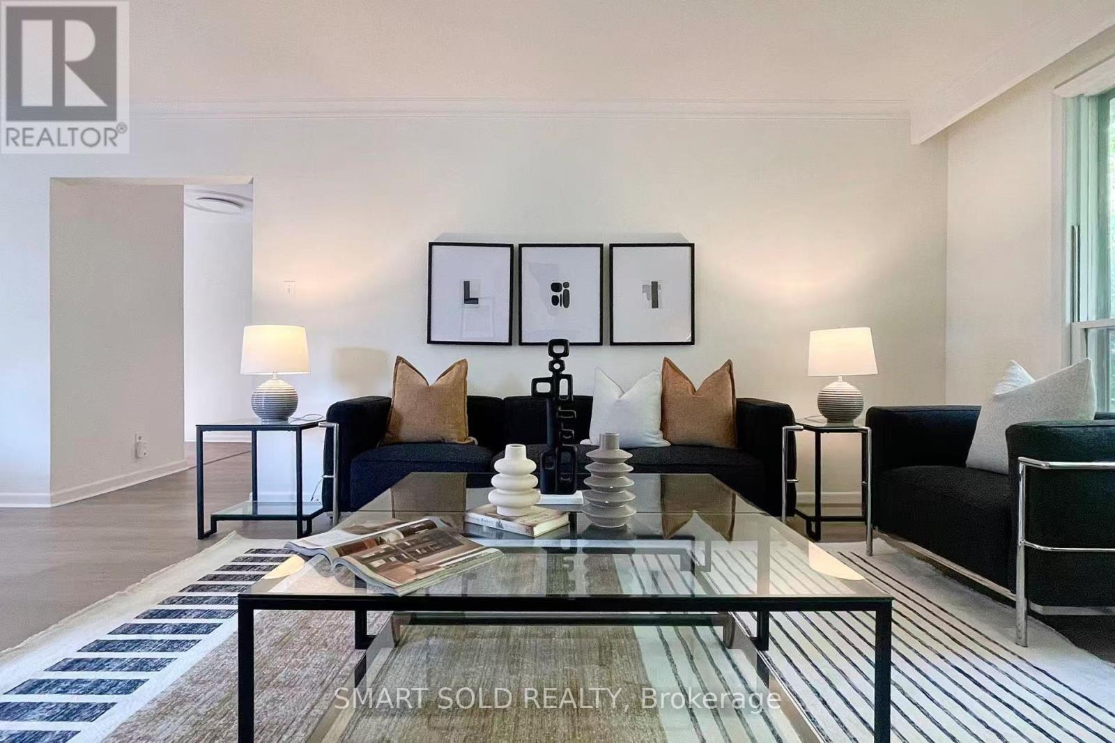 81 Maxome Avenue, Toronto, Ontario  M2M 3K2 - Photo 3 - C12549936