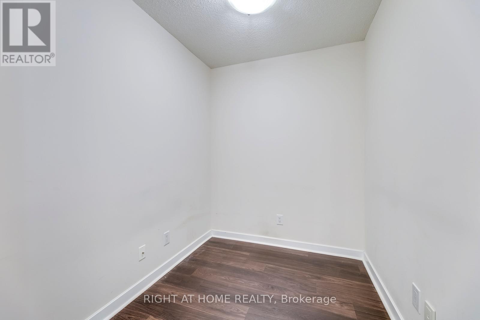 1405 - 33 Bay Street, Toronto, Ontario  M5J 2Z3 - Photo 15 - C12549938