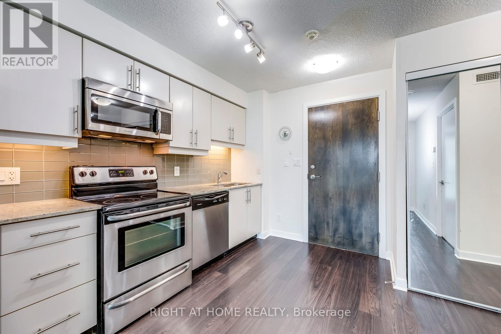 1405 - 33 Bay Street, Toronto, Ontario  M5J 2Z3 - Photo 9 - C12549938