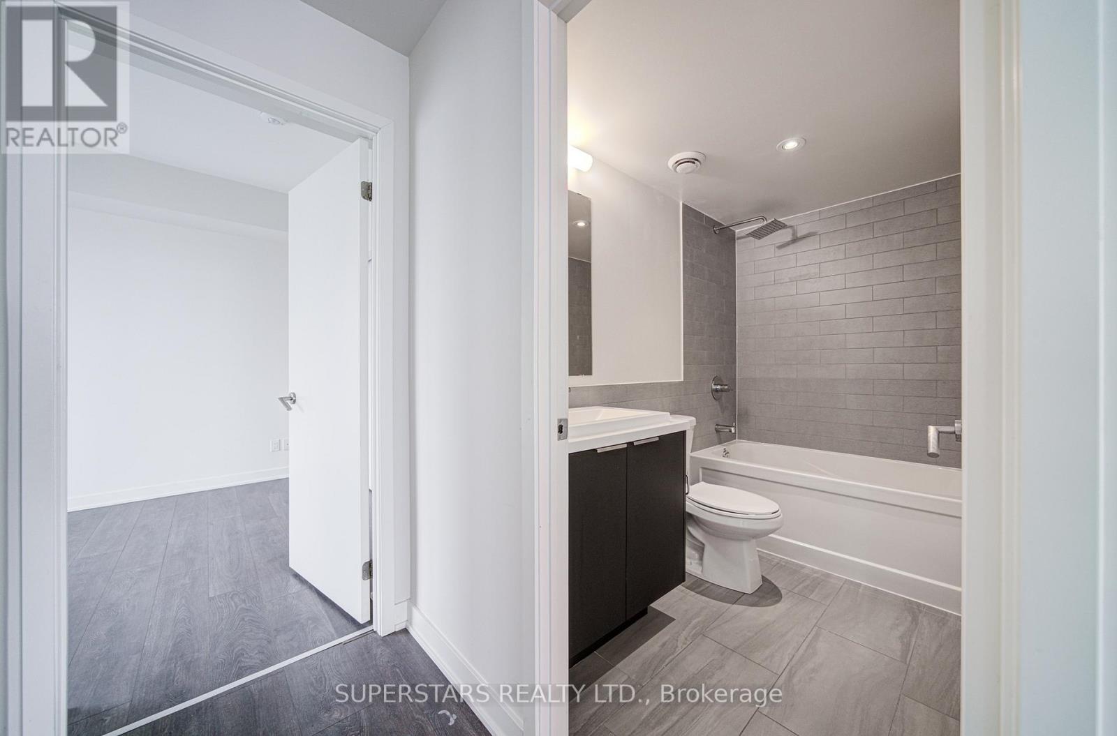 3007 - 6 Sonic Way, Toronto, Ontario  M3C 0P1 - Photo 22 - C12549946
