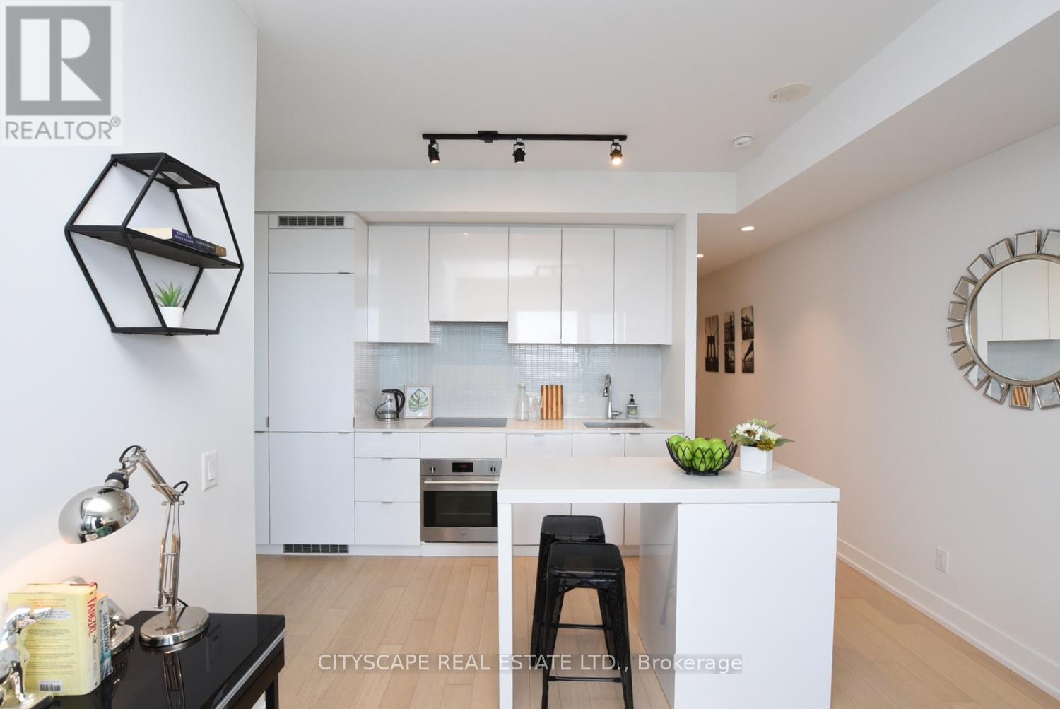 5712 - 7 Grenville Street, Toronto, Ontario M4Y 0E9 - Photo 12 - C12549948