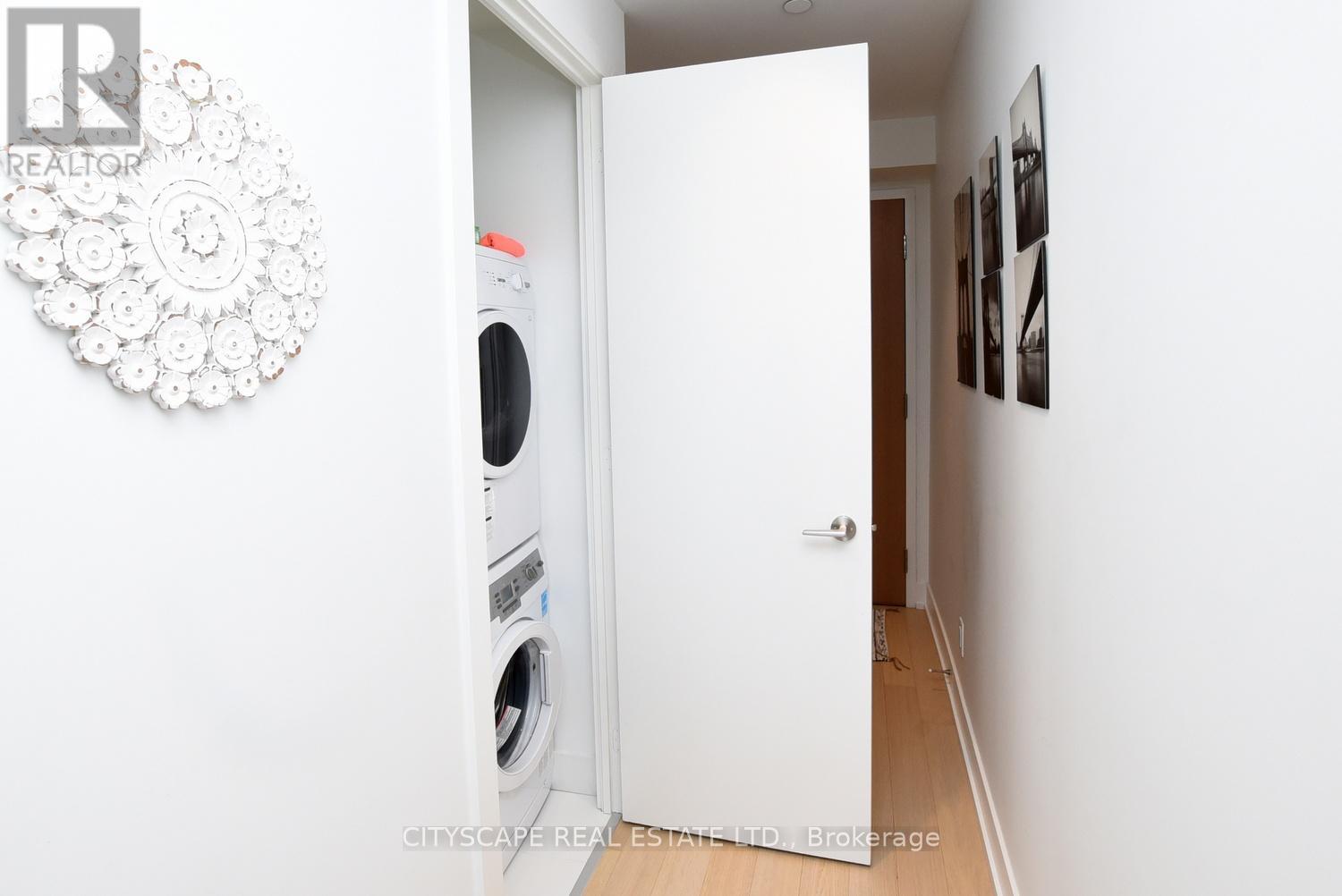 5712 - 7 Grenville Street, Toronto, Ontario M4Y 0E9 - Photo 19 - C12549948