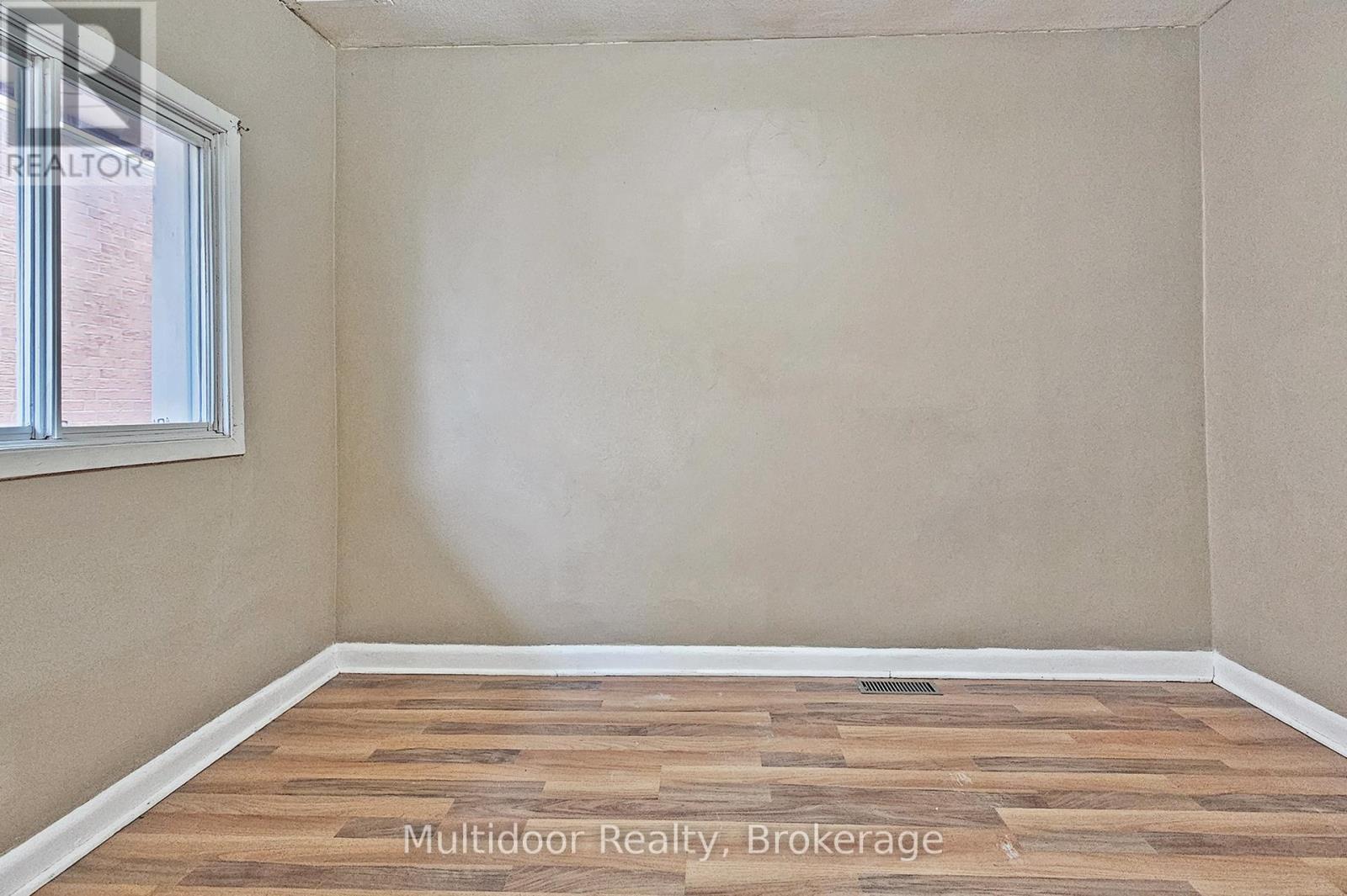 Main - 320 Elgin Street W, Oshawa, Ontario  L1J 2P3 - Photo 11 - E12549954