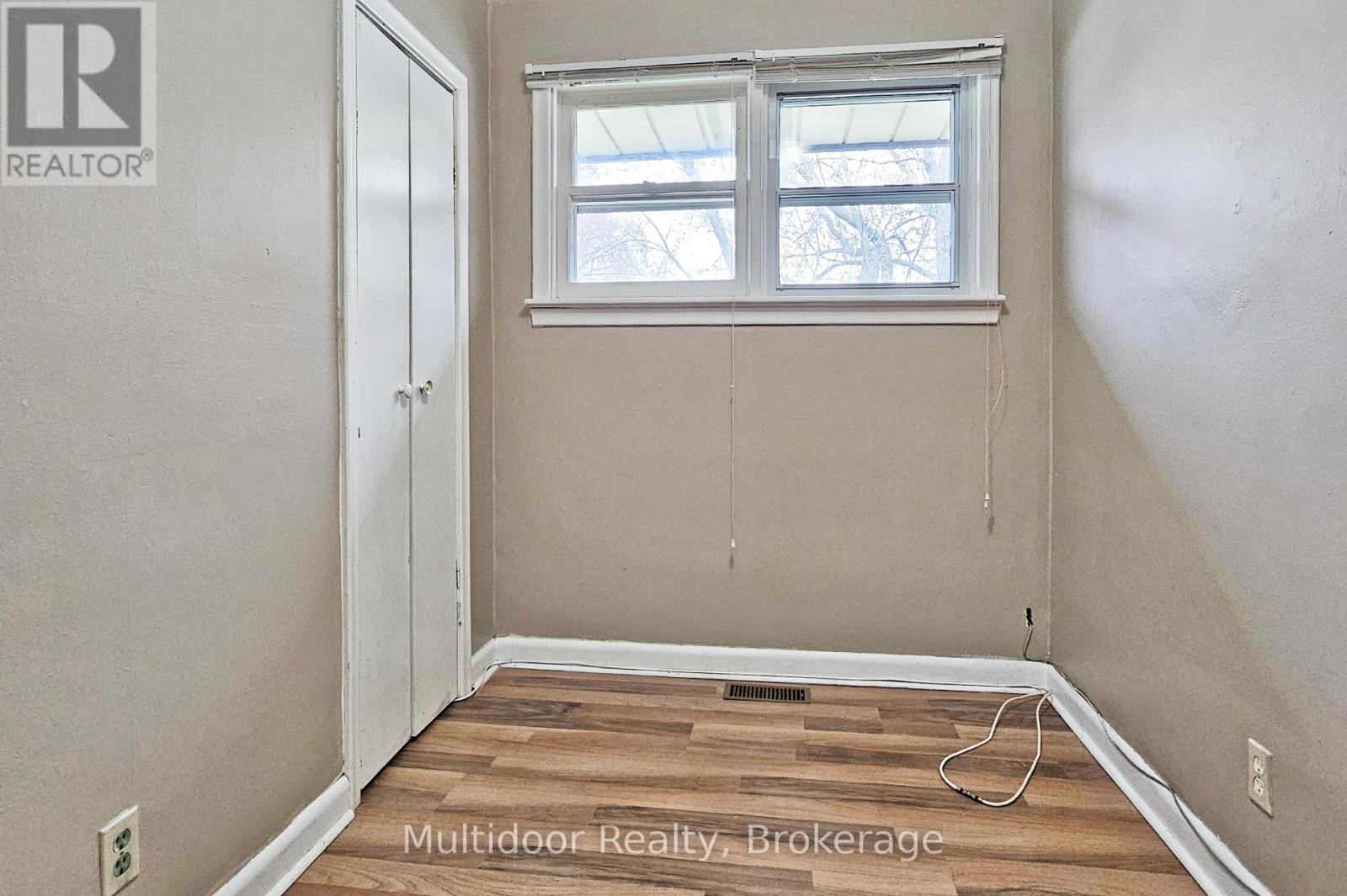 Main - 320 Elgin Street W, Oshawa, Ontario  L1J 2P3 - Photo 12 - E12549954