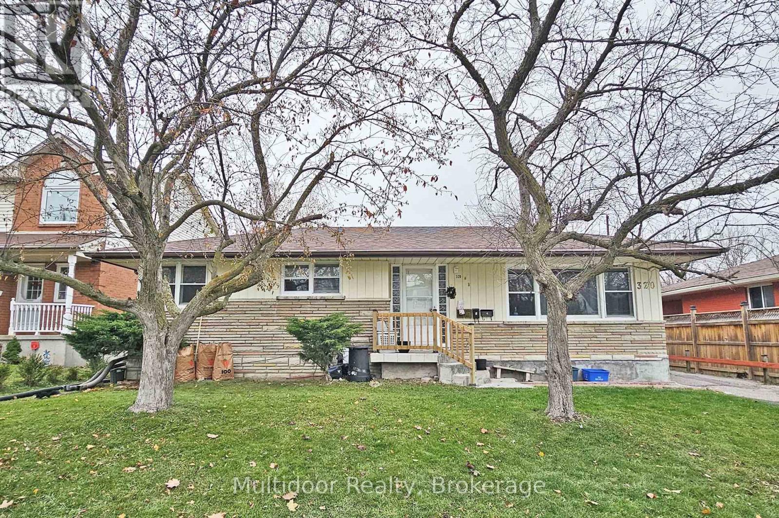 Main - 320 Elgin Street W, Oshawa, Ontario  L1J 2P3 - Photo 2 - E12549954