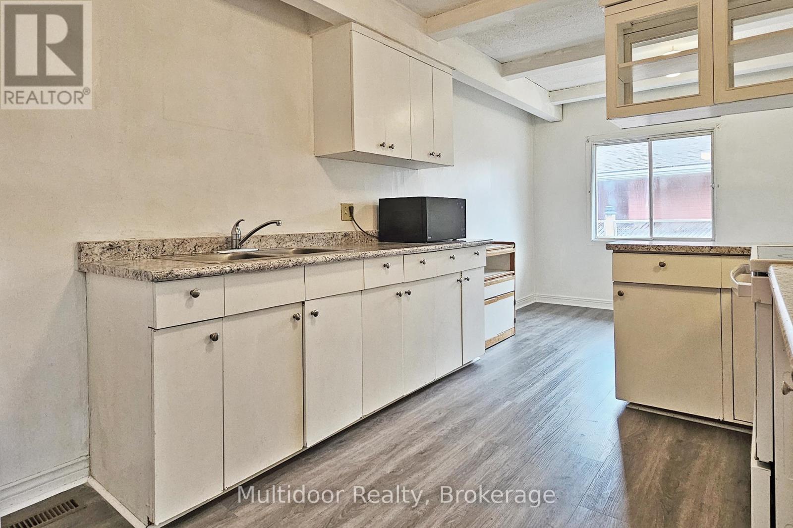 Main - 320 Elgin Street W, Oshawa, Ontario  L1J 2P3 - Photo 9 - E12549954