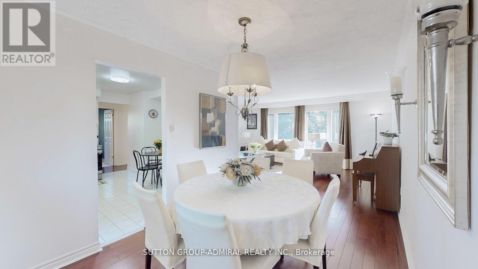 62 Shieldmark Crescent, Markham, Ontario  L3T 3T5 - Photo 10 - N12549944