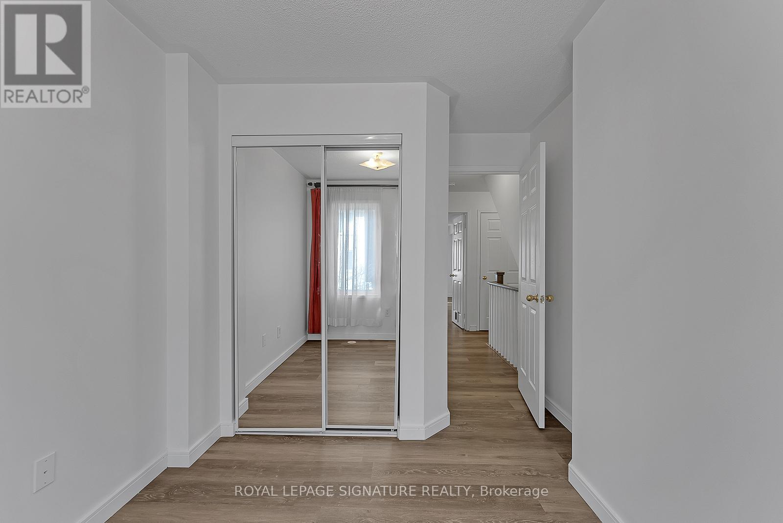 82 - 60 Turntable Crescent, Toronto, Ontario  M6H 4K9 - Photo 10 - W12549940