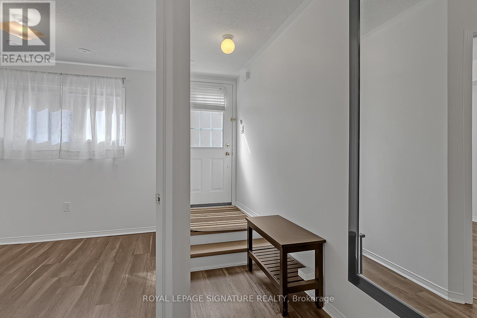 82 - 60 Turntable Crescent, Toronto, Ontario  M6H 4K9 - Photo 6 - W12549940