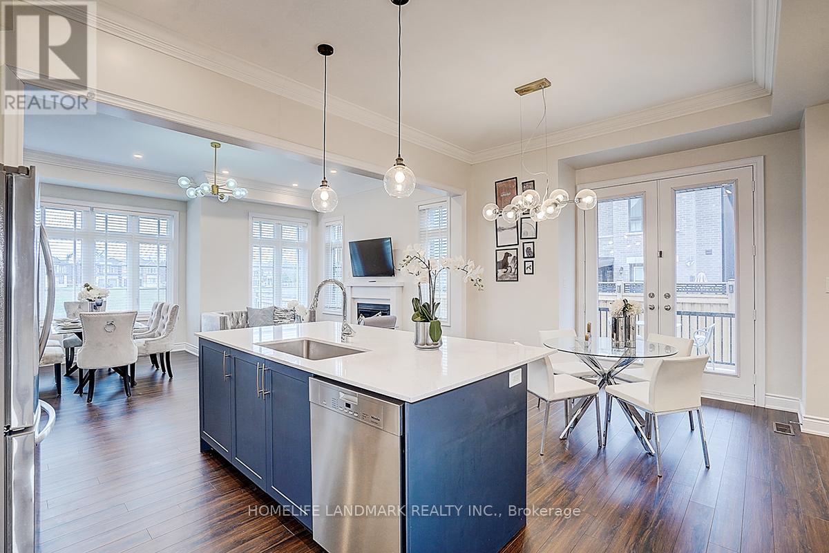 1301 Felicity Gardens, Oakville, Ontario L6M 5L6 - Photo 13 - W12549942