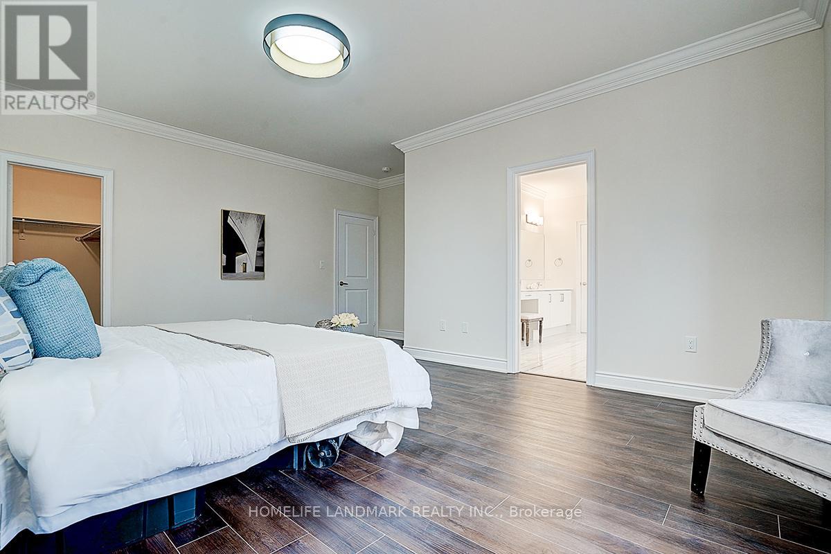 1301 Felicity Gardens, Oakville, Ontario L6M 5L6 - Photo 15 - W12549942