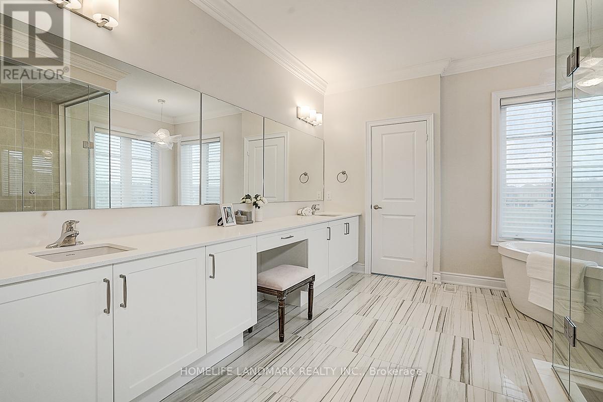 1301 Felicity Gardens, Oakville, Ontario L6M 5L6 - Photo 16 - W12549942