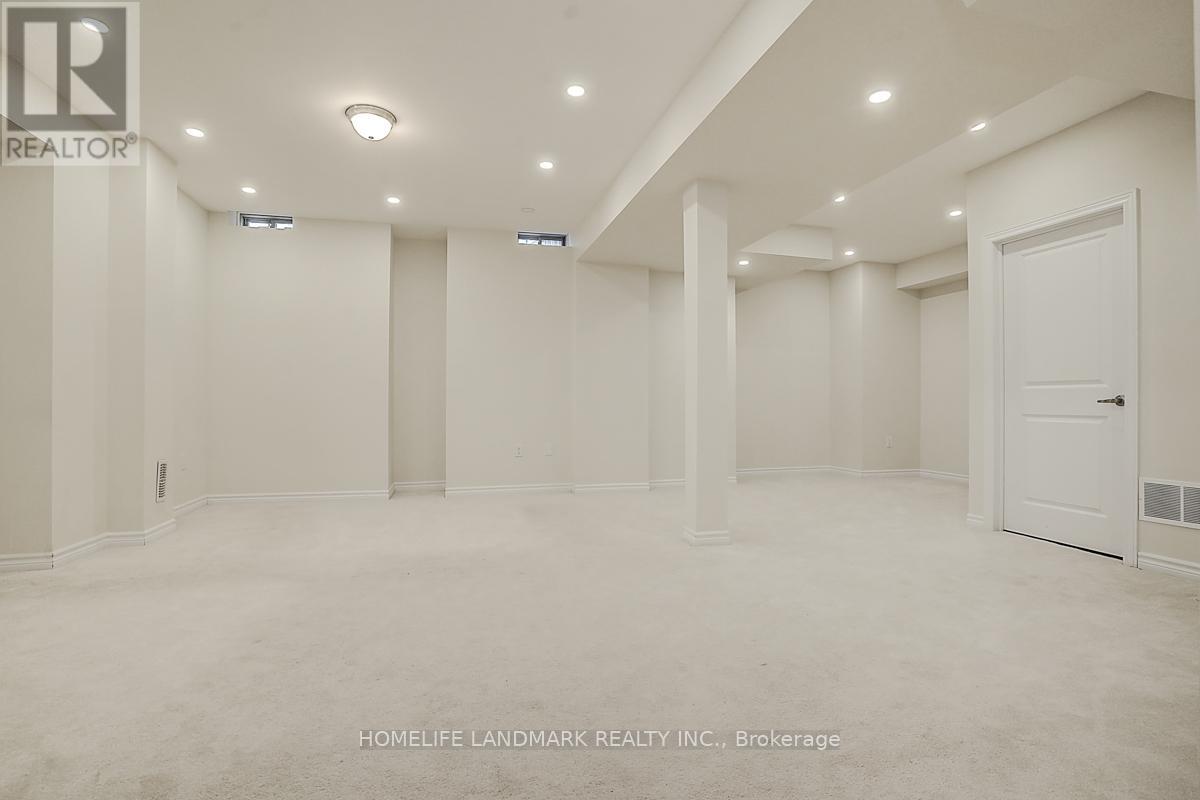 1301 Felicity Gardens, Oakville, Ontario L6M 5L6 - Photo 24 - W12549942