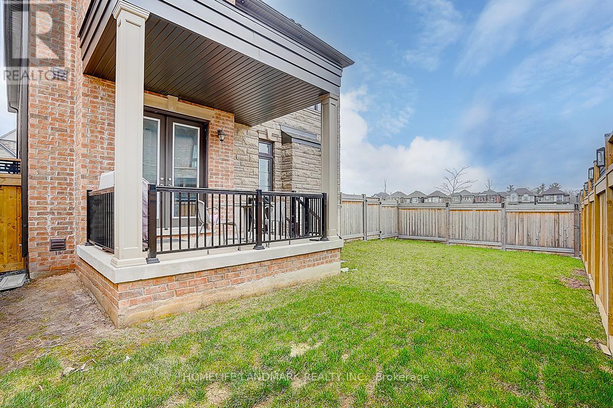 1301 Felicity Gardens, Oakville, Ontario L6M 5L6 - Photo 26 - W12549942