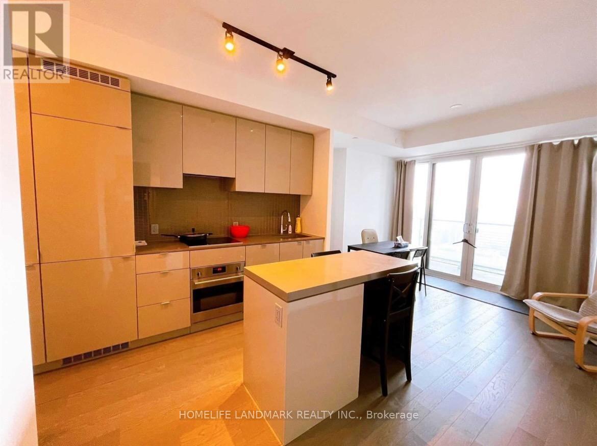 4613 - 7 GRENVILLE STREET, Toronto, Ontario