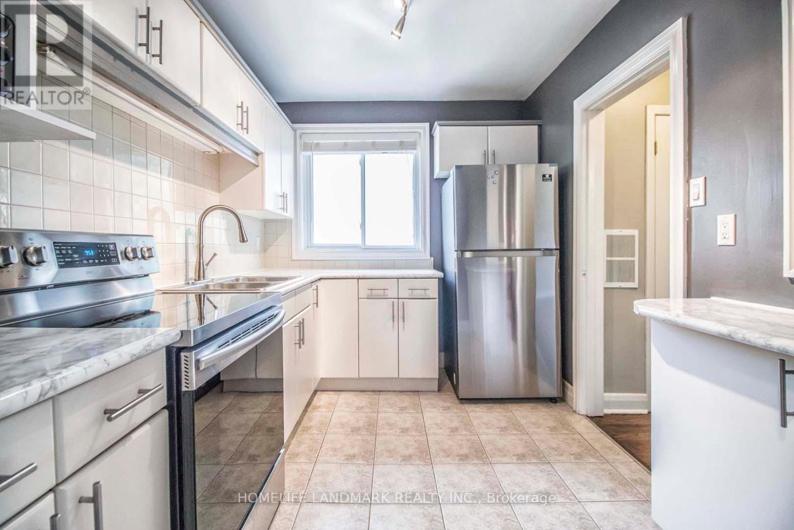 Upper - 66 Queensbury Avenue, Toronto, Ontario  M1N 2X7 - Photo 13 - E12549974