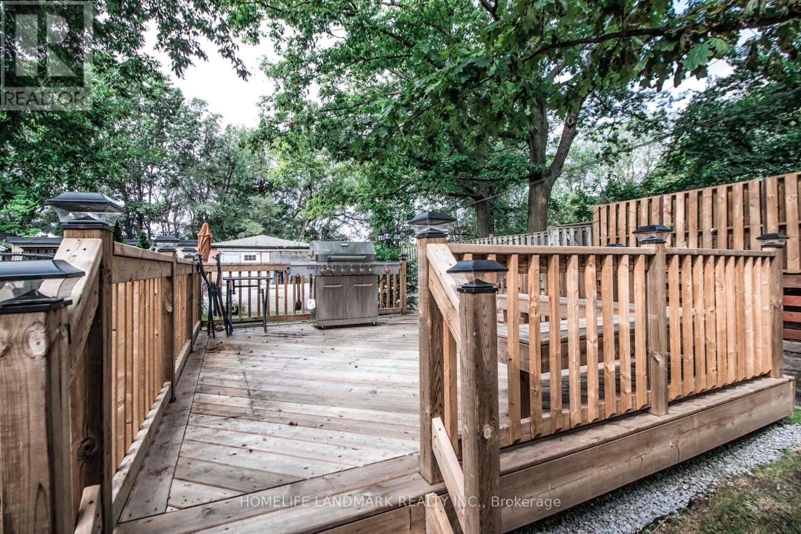 Upper - 66 Queensbury Avenue, Toronto, Ontario  M1N 2X7 - Photo 24 - E12549974