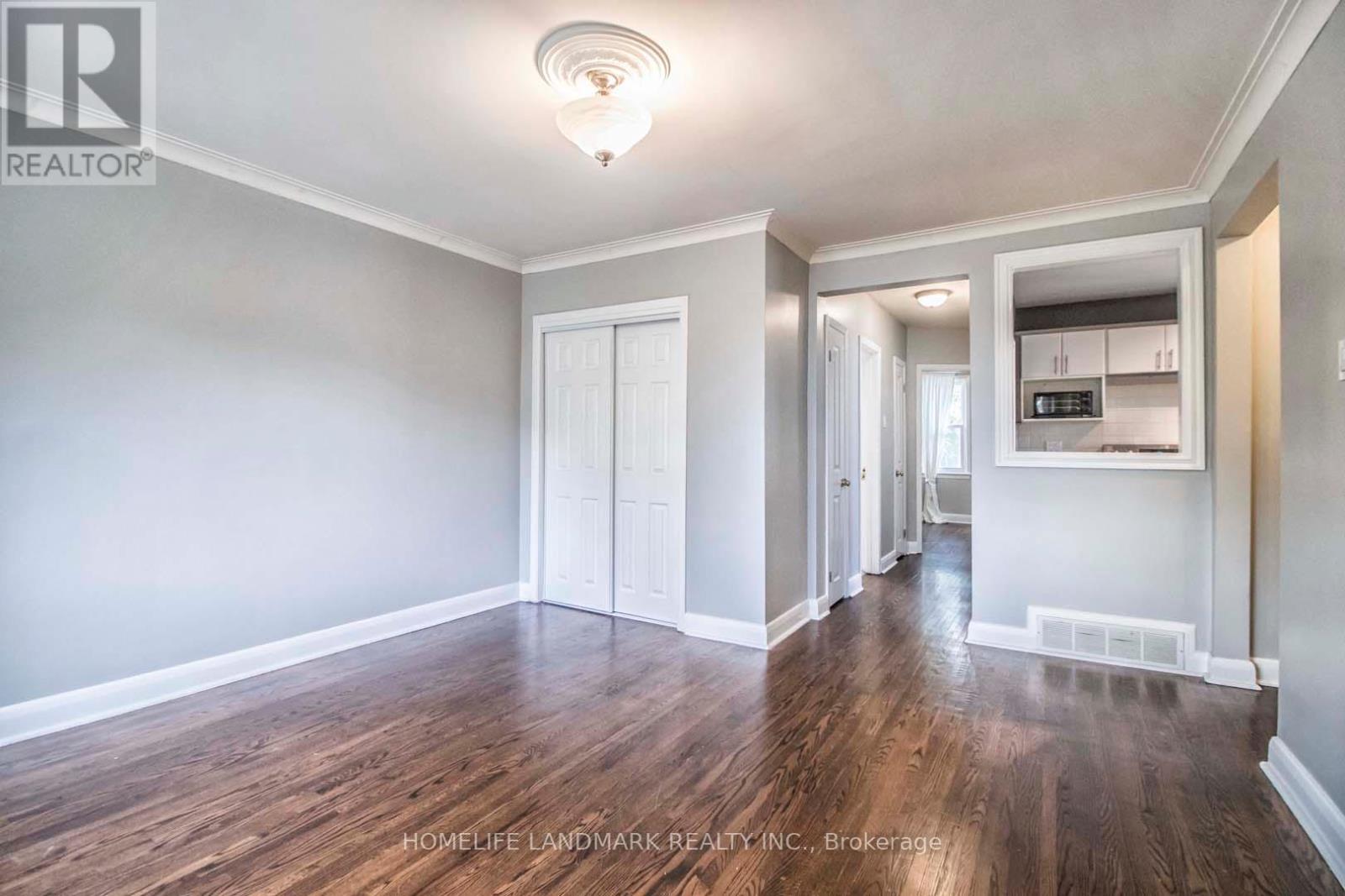 Upper - 66 Queensbury Avenue, Toronto, Ontario  M1N 2X7 - Photo 8 - E12549974