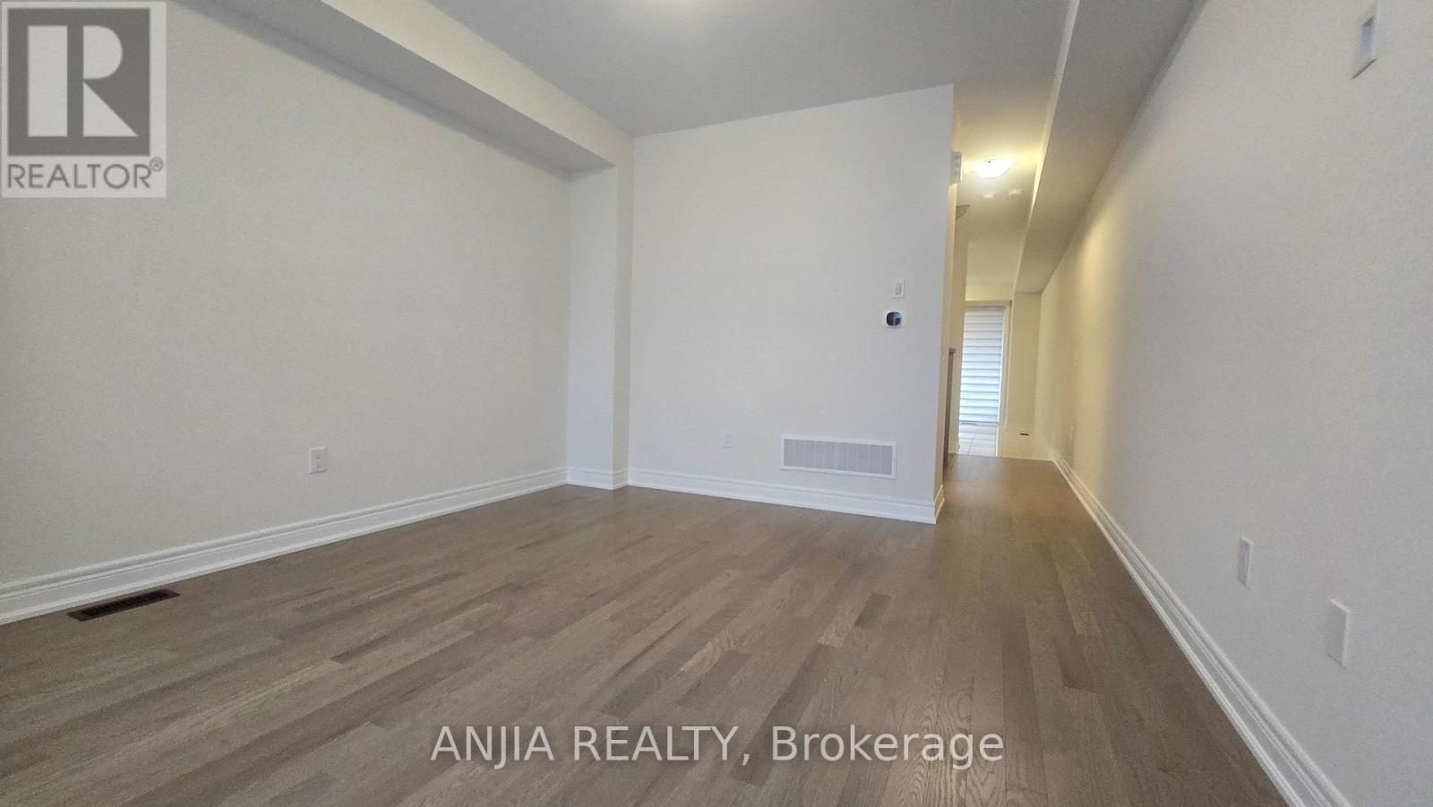 2908 Whites Road, Pickering, Ontario L1X 2R5 - Photo 10 - E12549986