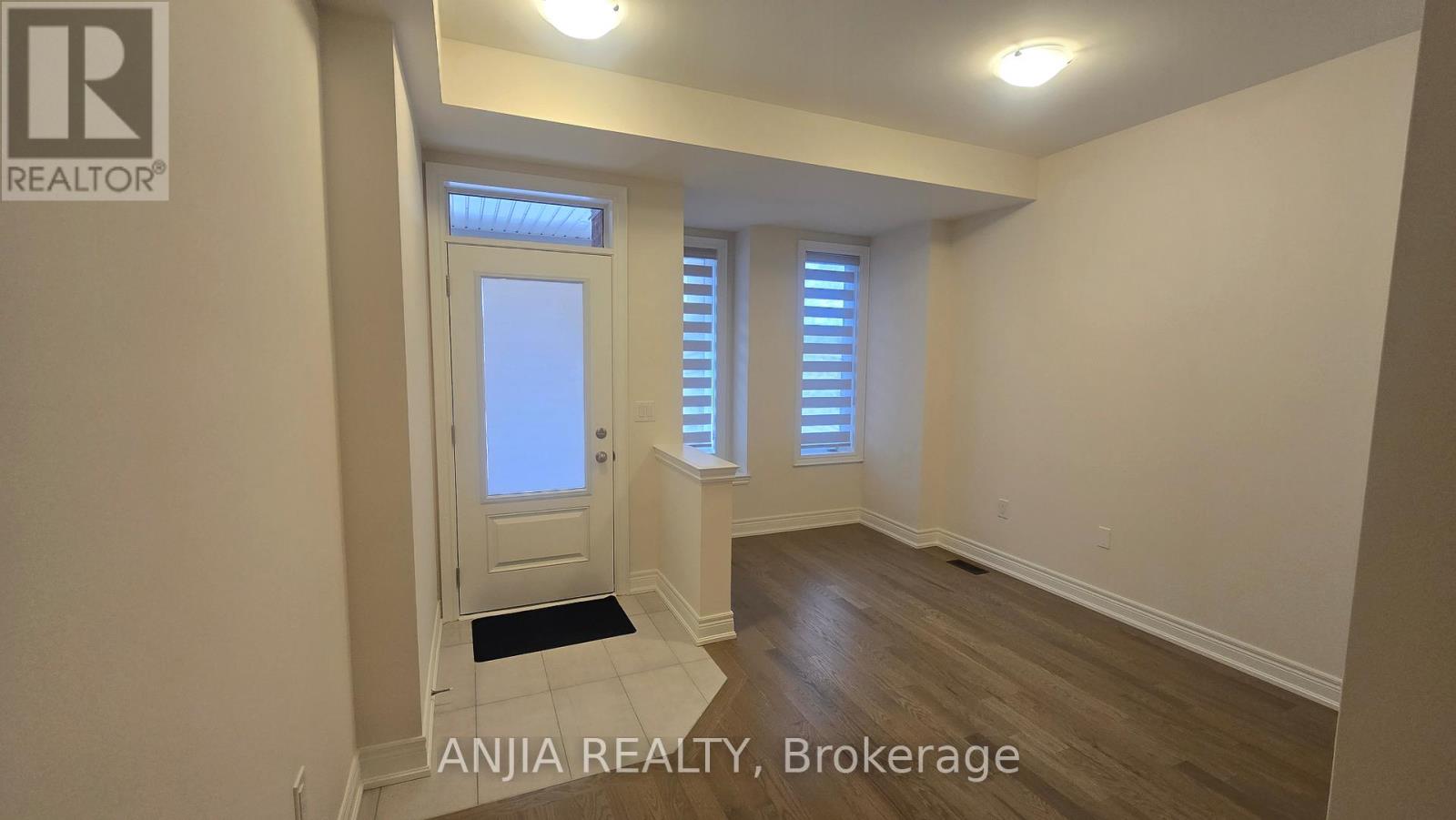 2908 Whites Road, Pickering, Ontario L1X 2R5 - Photo 2 - E12549986