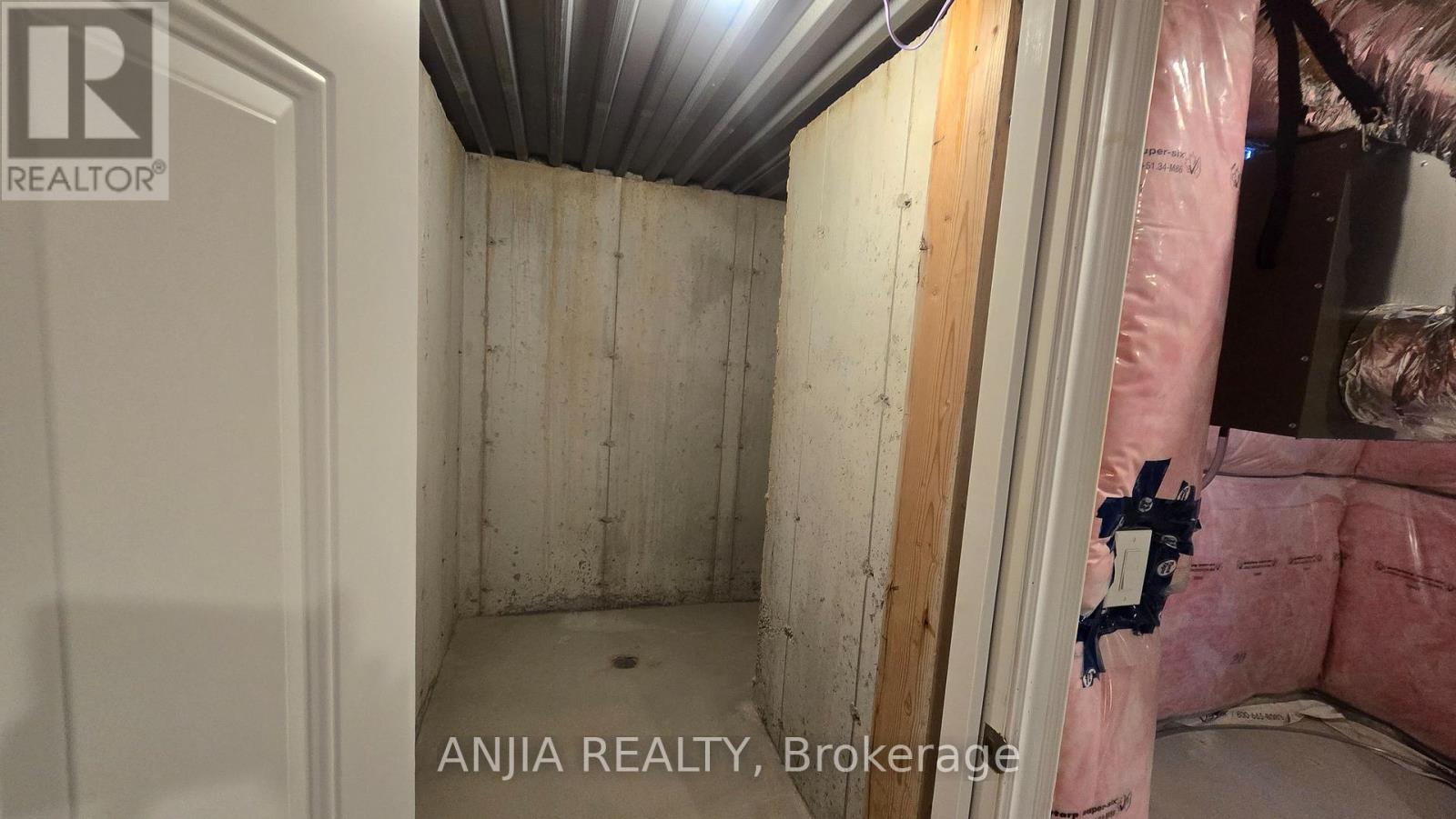 2908 Whites Road, Pickering, Ontario L1X 2R5 - Photo 26 - E12549986