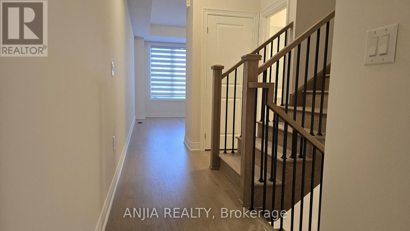 2908 Whites Road, Pickering, Ontario L1X 2R5 - Photo 8 - E12549986