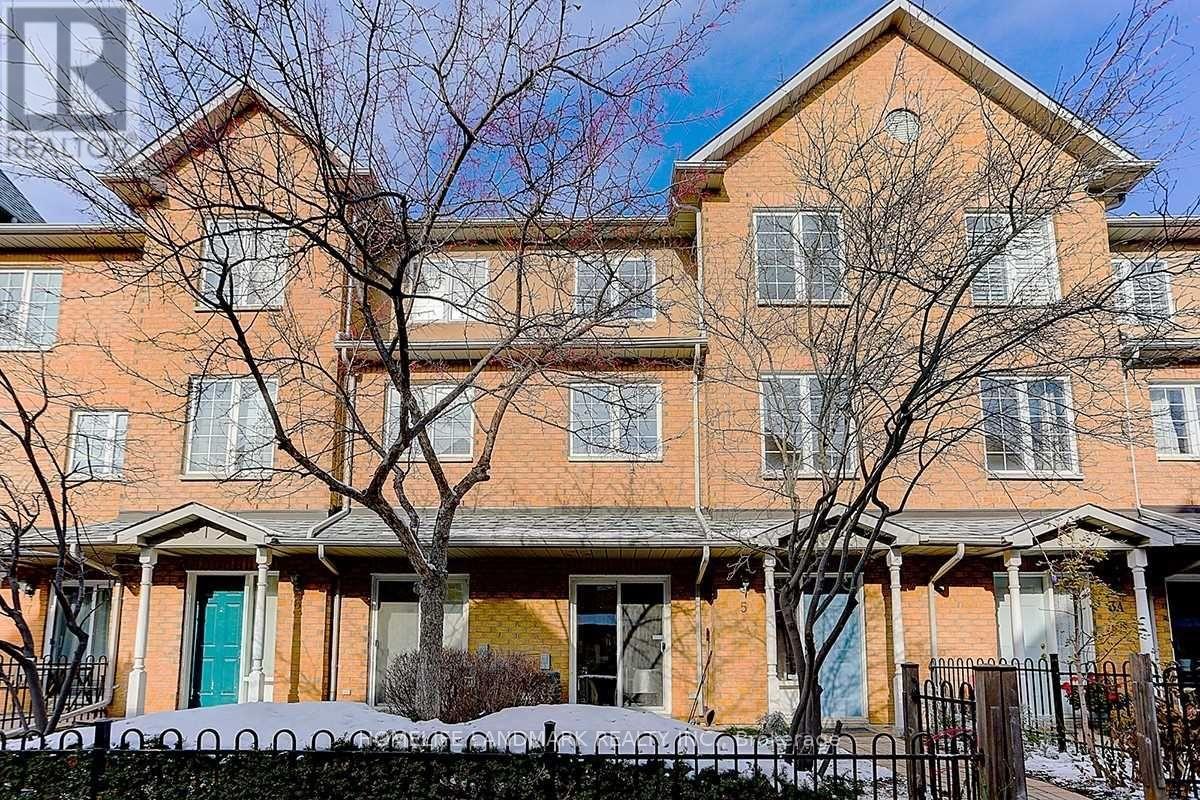 5 - 21 ST MORITZ WAY, Markham, Ontario