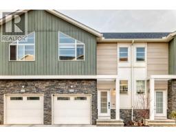 536 Redstone View NE Redstone