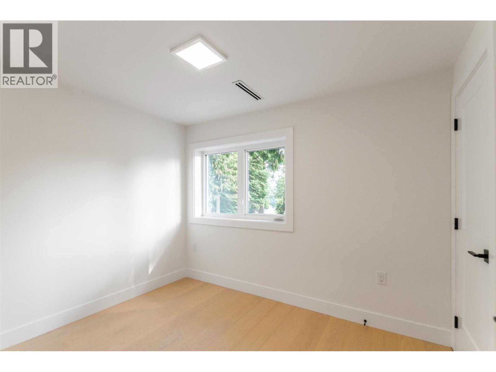 1924 William Street, Vancouver, British Columbia  V5L 2R8 - Photo 15 - R3042430