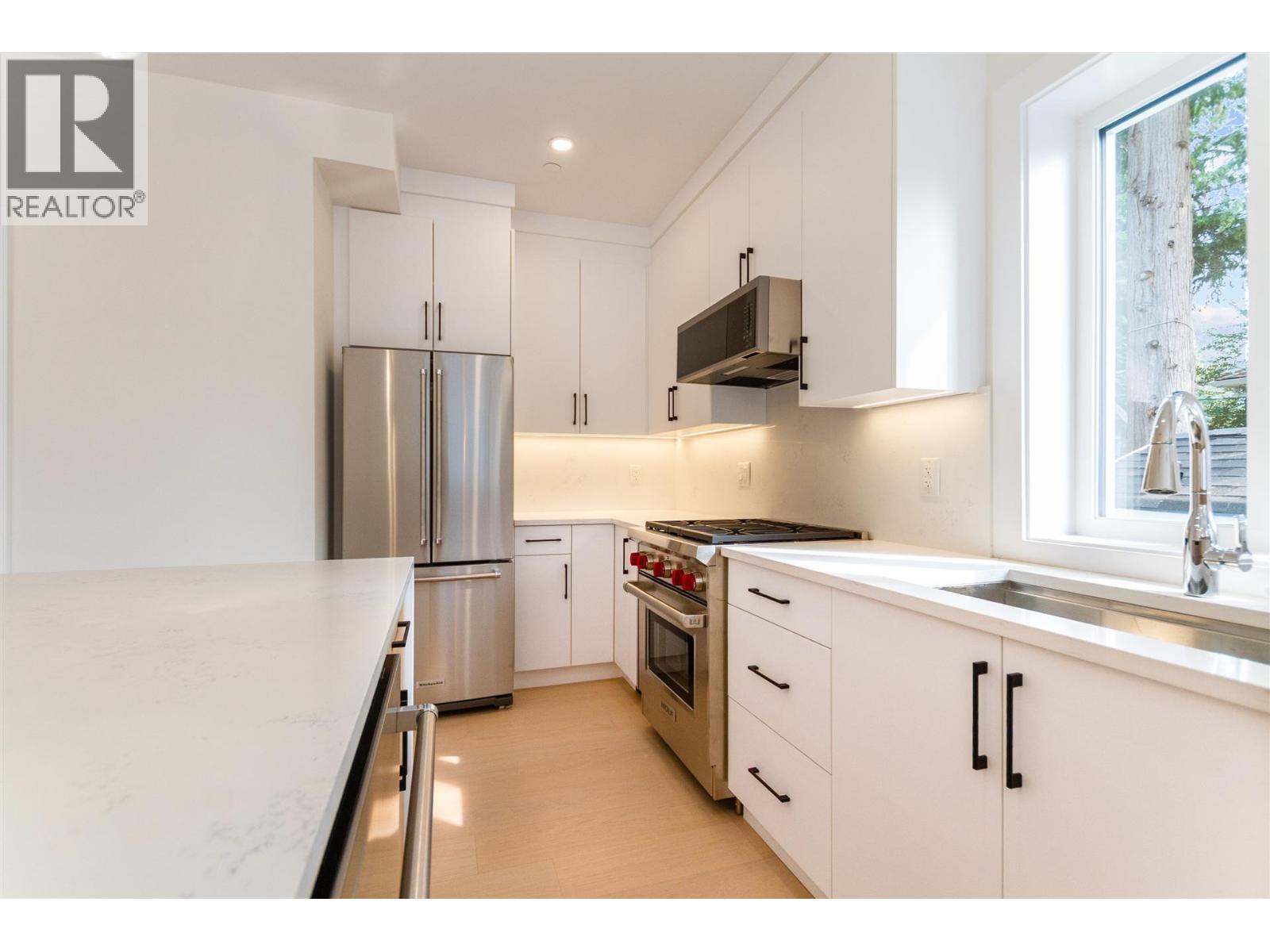 1924 William Street, Vancouver, British Columbia  V5L 2R8 - Photo 5 - R3042430