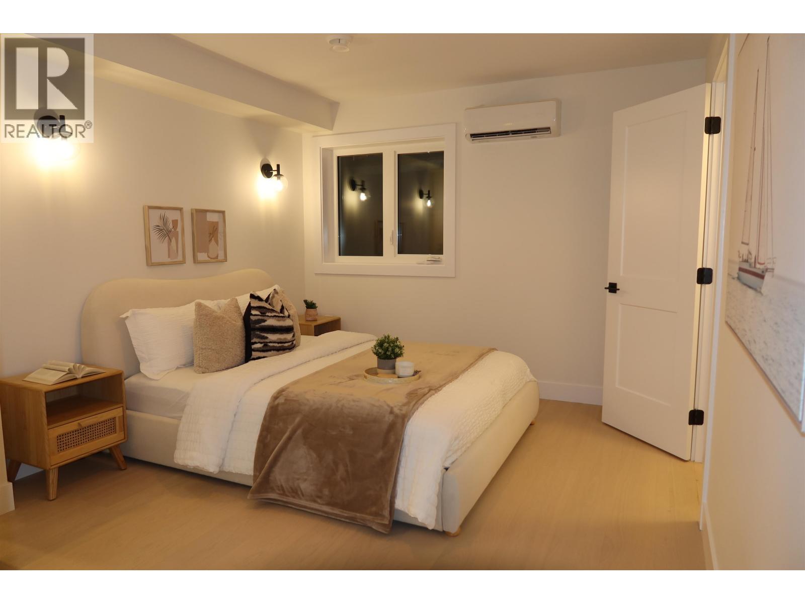 1926 William Street, Vancouver, British Columbia  V5L 2R8 - Photo 10 - R3042460