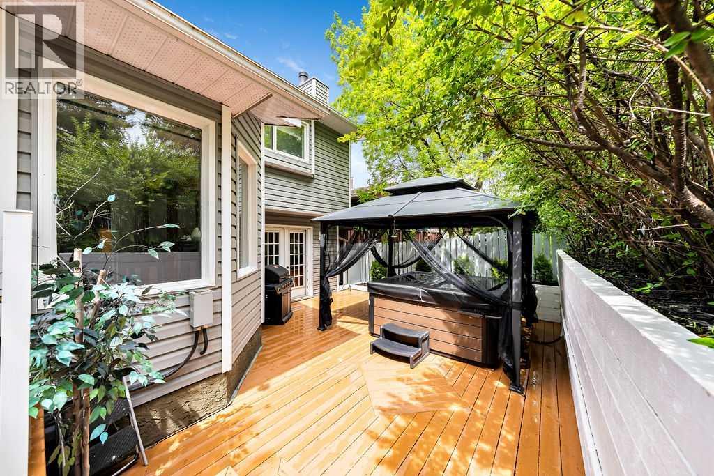 6 Castle Place, Cochrane, Alberta  T4C 1G4 - Photo 40 - A2263704