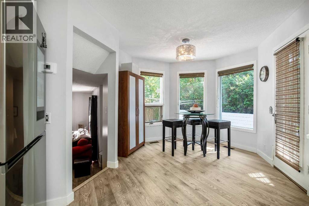 6 Castle Place, Cochrane, Alberta  T4C 1G4 - Photo 17 - A2263704