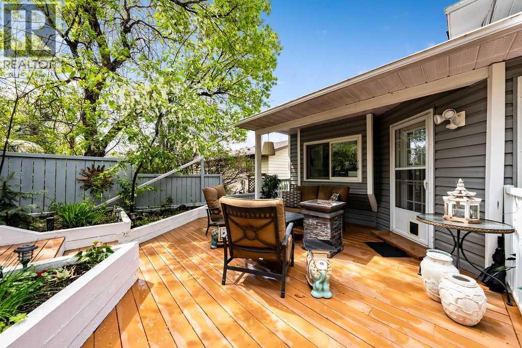 6 Castle Place, Cochrane, Alberta  T4C 1G4 - Photo 39 - A2263704