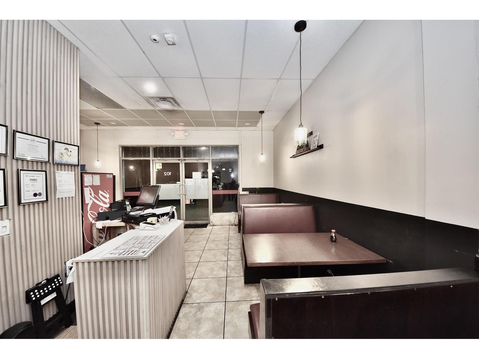 102 19390 68 Avenue, Langley, British Columbia  V4N 6A9 - Photo 4 - C8073787