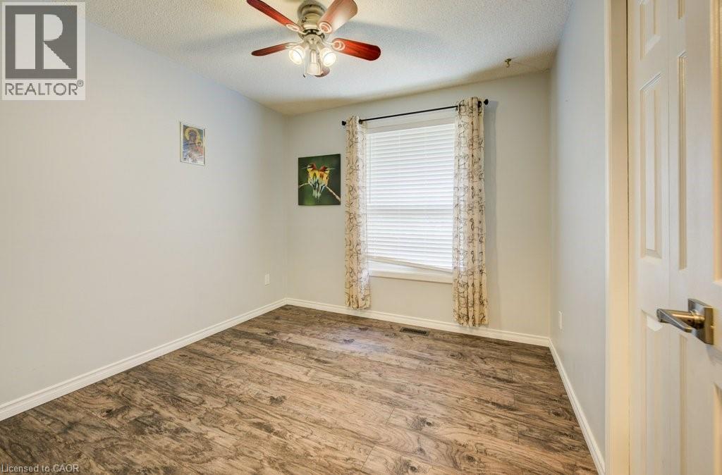 7 Folkstone Crescent, Kitchener, Ontario  N2E 2Y9 - Photo 22 - 40777813