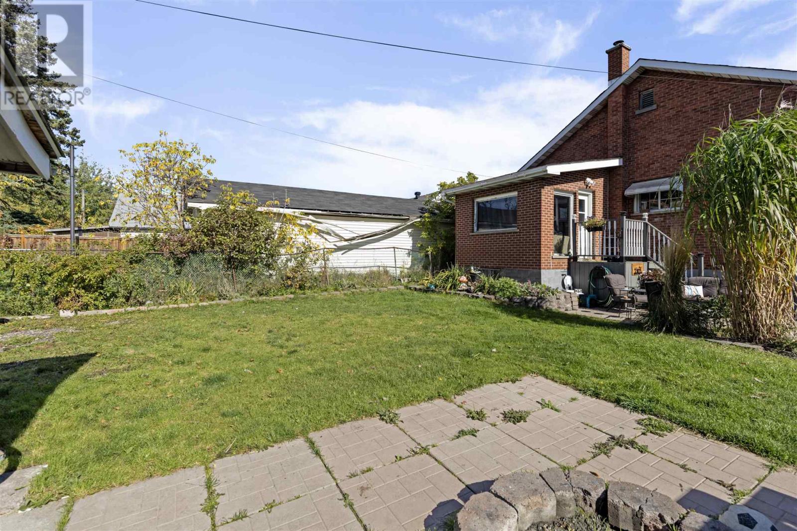 351 Franklin St, Sault Ste. Marie, Ontario  P6C 4A9 - Photo 6 - SM252987