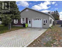 112 Willowdale St, Sault Ste. Marie, Ca