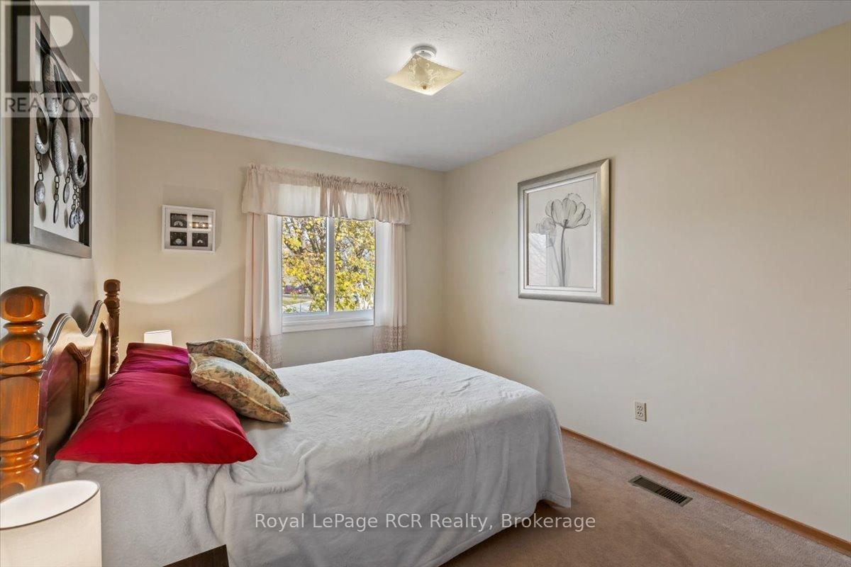 485 2nd A Street, Hanover, Ontario N4N 3P4 - Photo 16 - X12550020