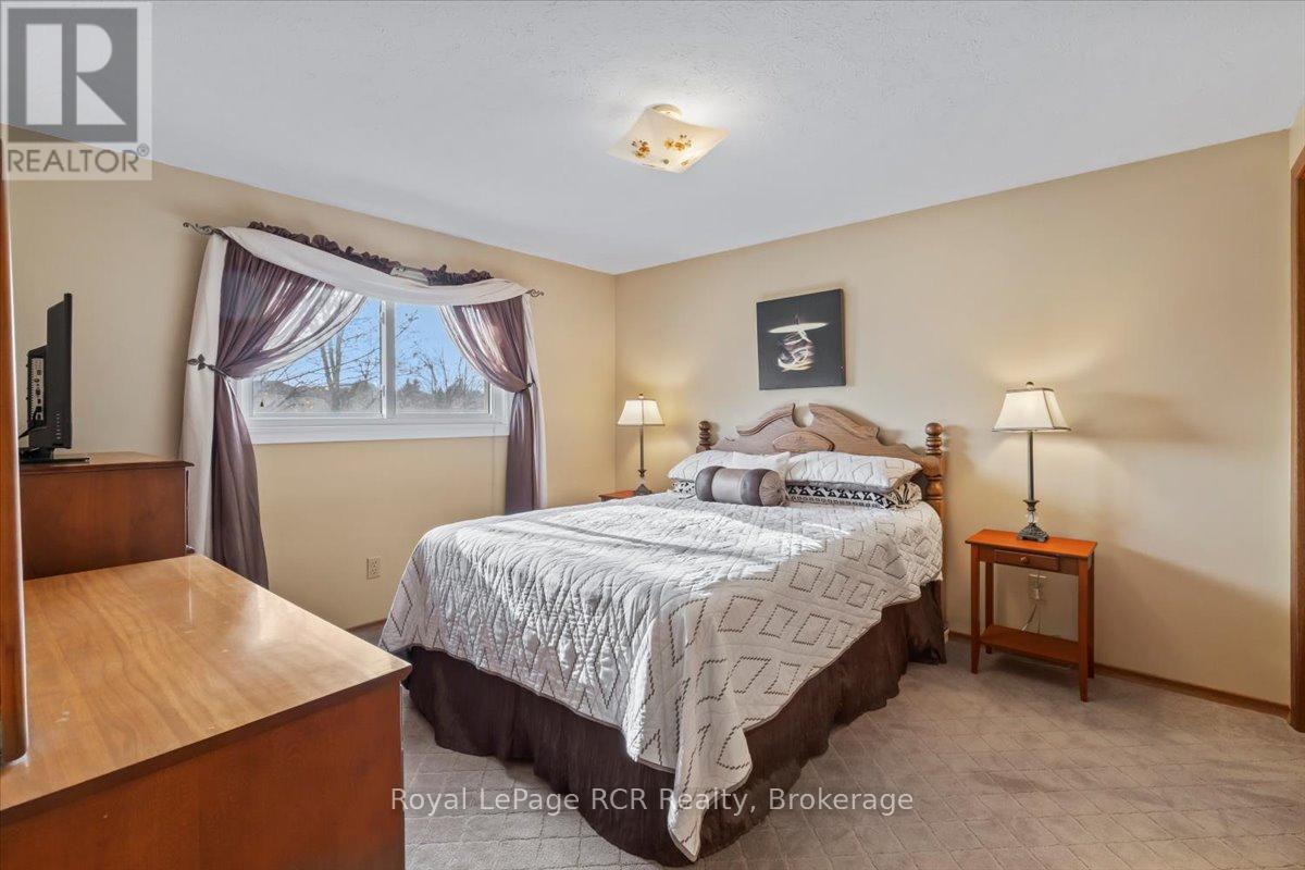 485 2nd A Street, Hanover, Ontario N4N 3P4 - Photo 18 - X12550020