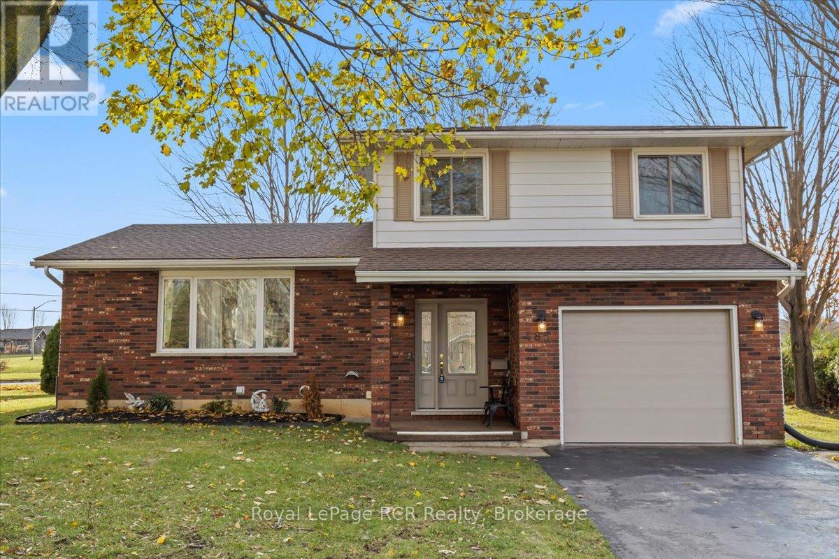 485 2nd A Street, Hanover, Ontario N4N 3P4 - Photo 3 - X12550020