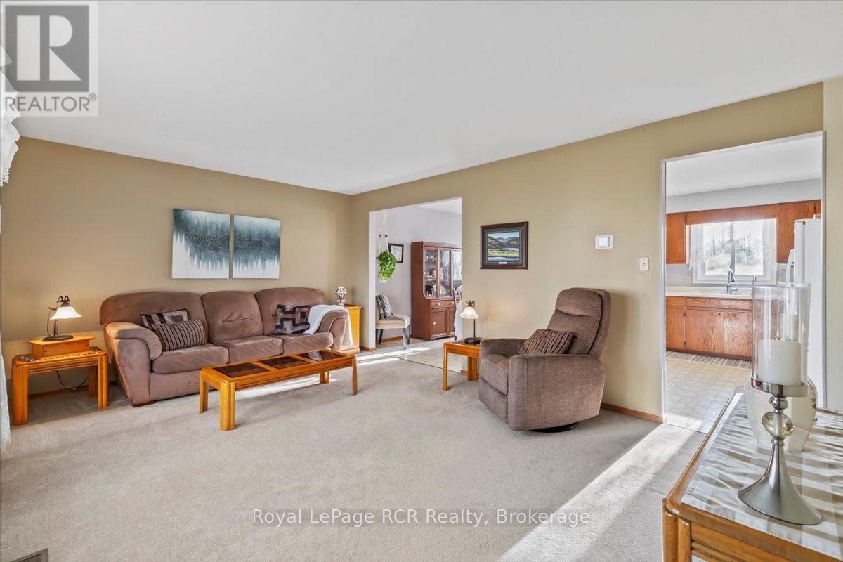 485 2nd A Street, Hanover, Ontario N4N 3P4 - Photo 7 - X12550020